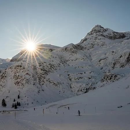 בית נופש Meins *