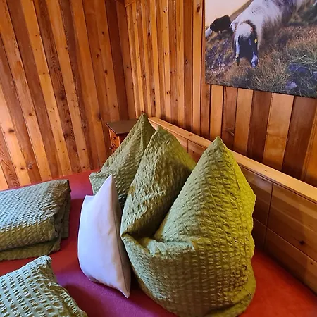 בית נופש Meins *